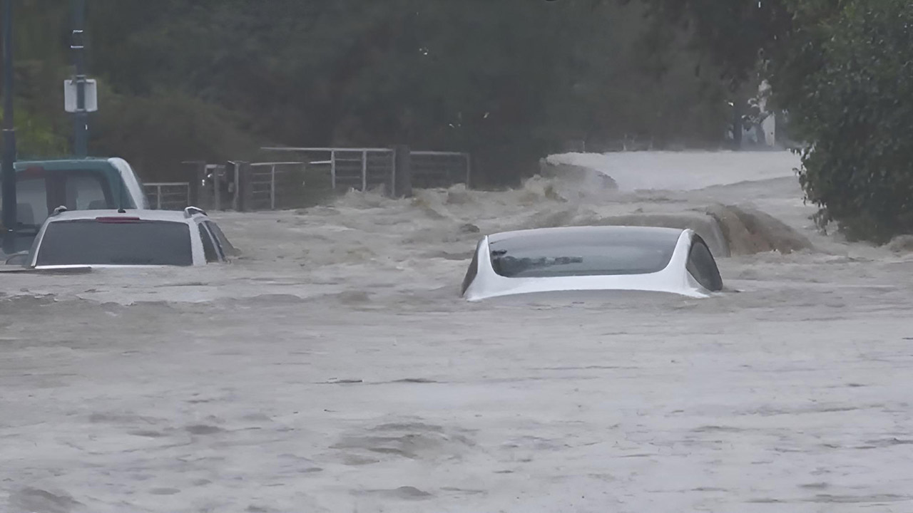 Poplave u Europi odnijele najmanje 10 života, prijetnja Budimpešti